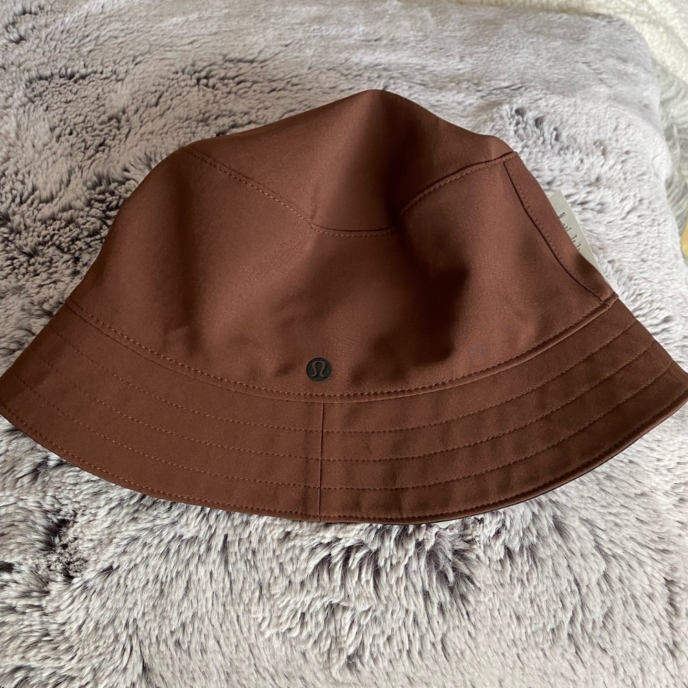 Lululemon bucket hat